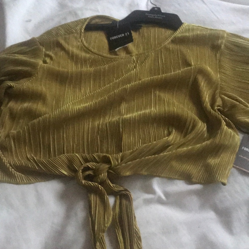 Cropped top
